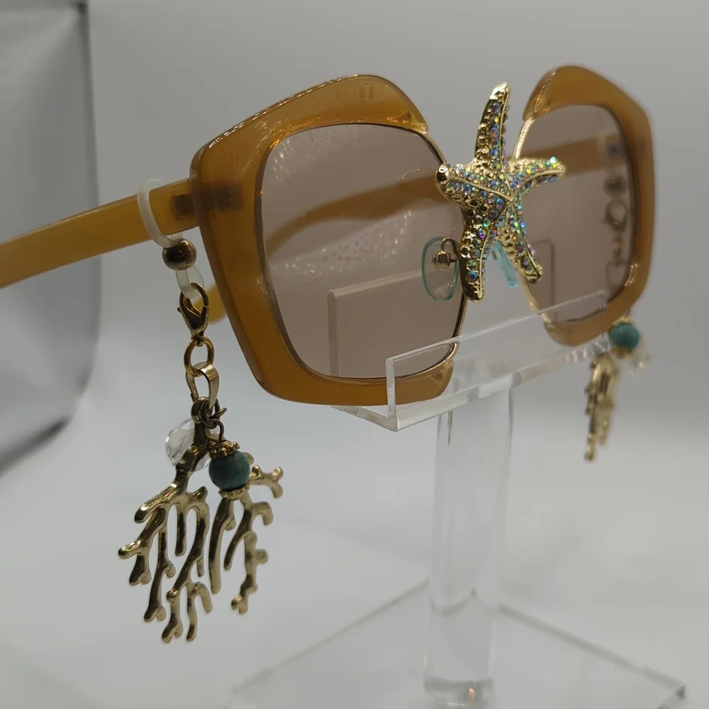 Stage or festival custom-made sunglasses. - Picture 3 of 3
